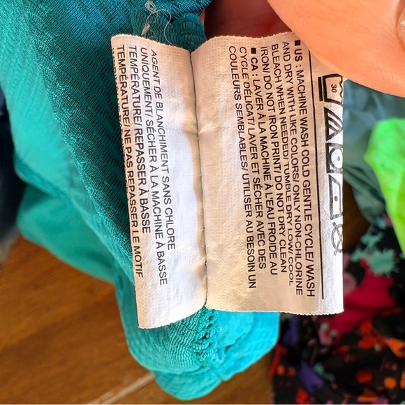 Old Navy Active Go-Dry Teal Racerback Athletic Top – Mesh Workout Tank – Size XL - Picture 5 of 11